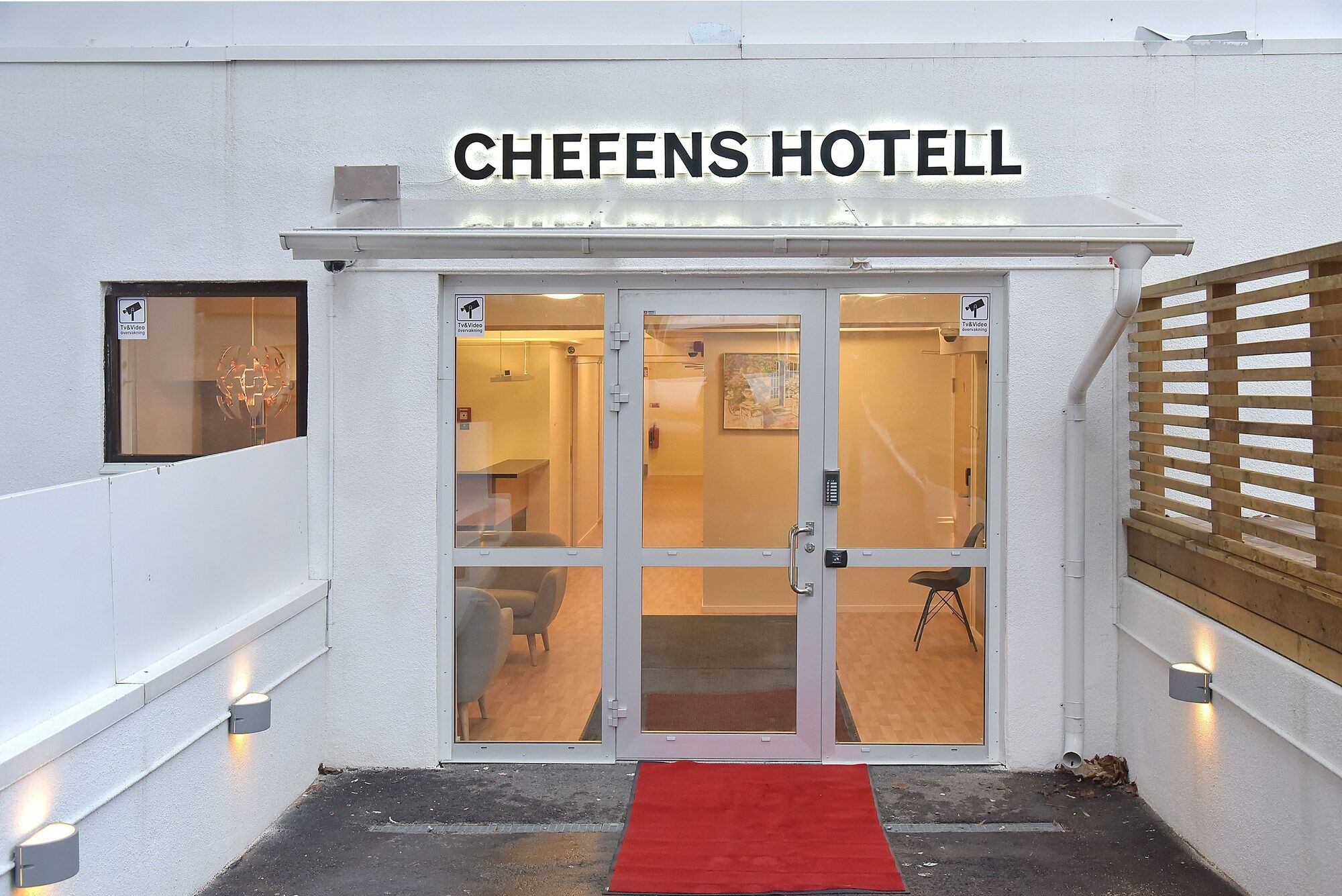 Chefens Hotell Södertälje Exterior foto